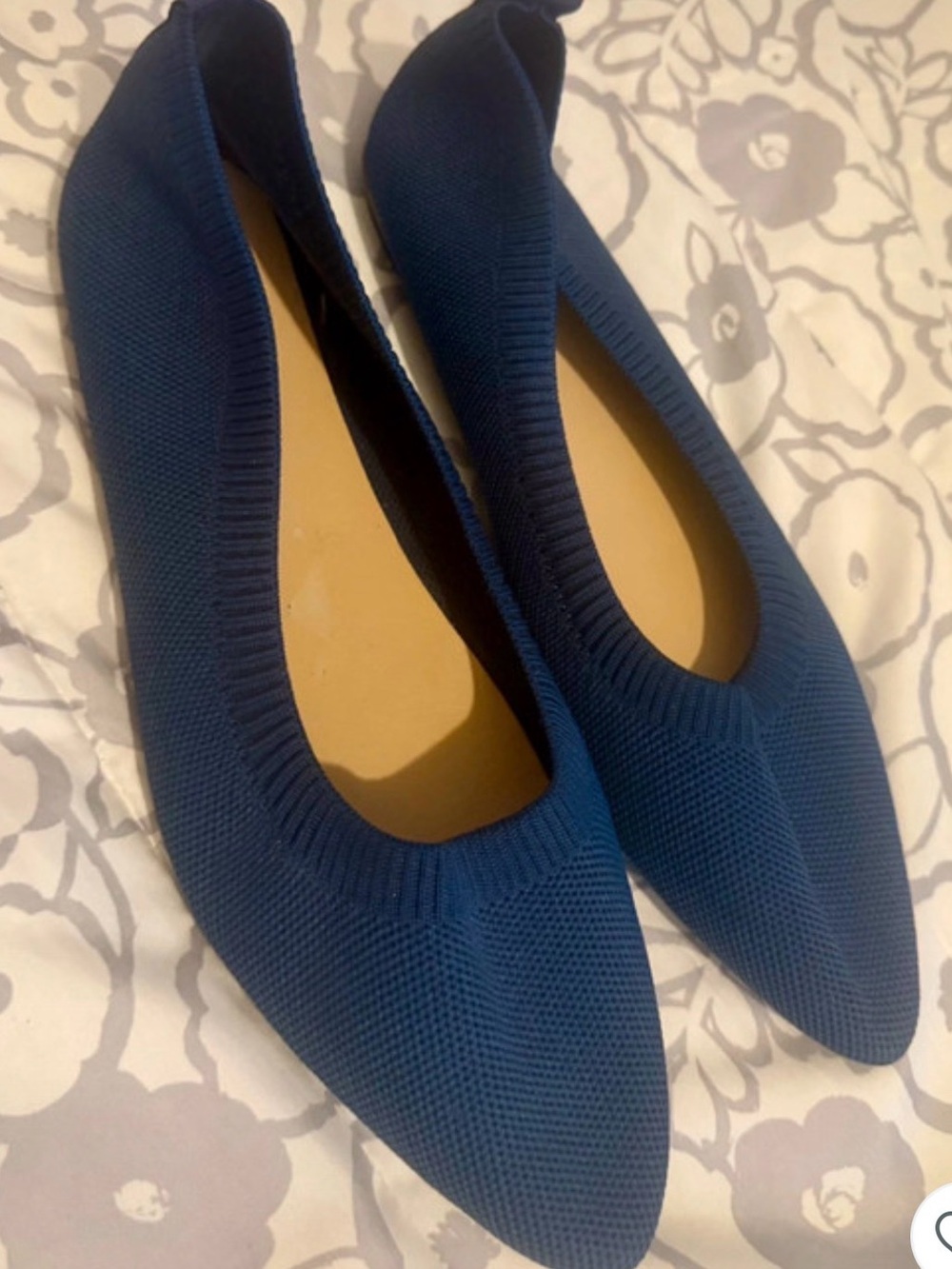 Classic Women's Pointed Knit Flats in Navy Blue
